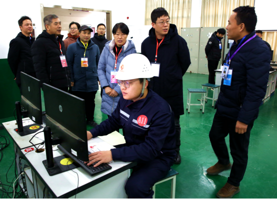 技炫青春&nbsp;能创未来&nbsp;学院成功举...