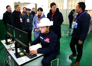 技炫青春&nbsp;能创未来&nbsp;学院成功举...